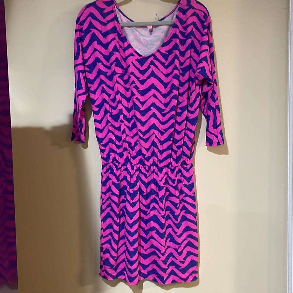 - Lilly putlizer shirt dress